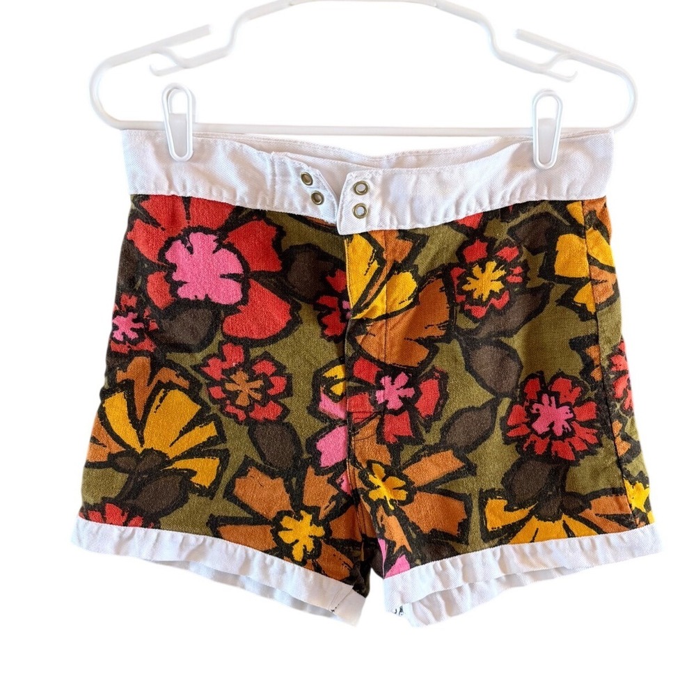 Vintage Seafarer Shorts Fits S/M Retro Floral Print Missing Drawstring Coastal